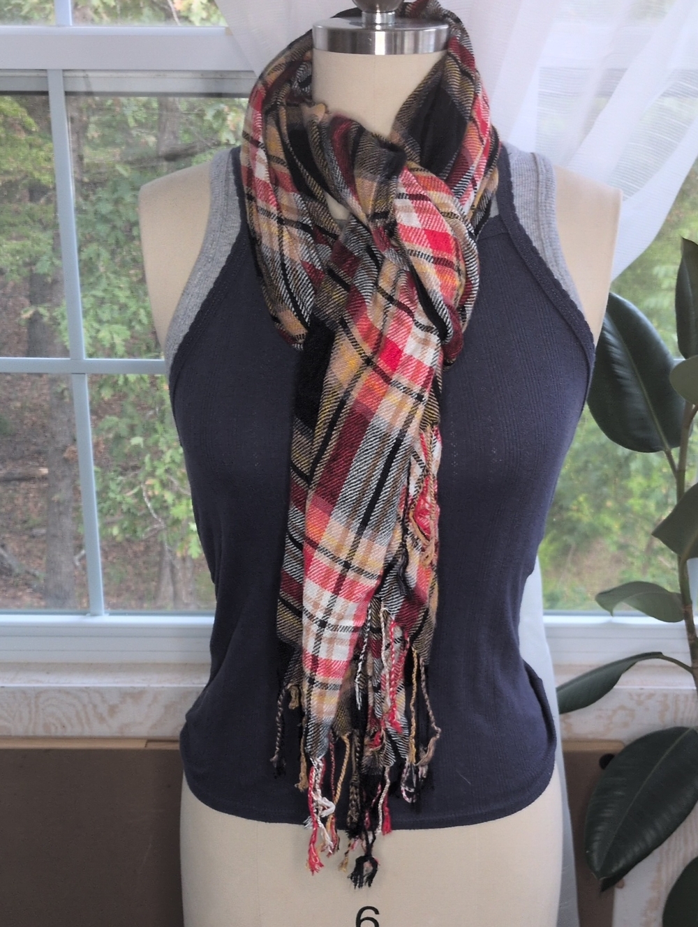 Plaid Fringe Scarf in Red & Black